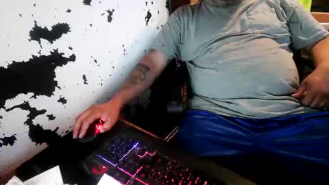 Snapshot of slickwill2391 chatting on 06-09-26, 12:55 slickwill2391 online show from 06-09-26, 12:55