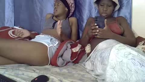 Alicia online show from 10-29-25, 06:53