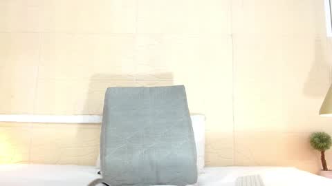 slim_chocobar18 online show from 01-13-25, 02:21