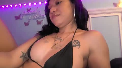 Slim citygurl online show from 12-31-24, 05:55