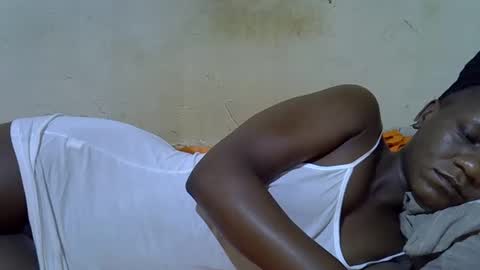 Snapshot of slim_girl3 chatting on 10-04-25, 11:25 slim_girl3 online show from 10-04-25, 11:25