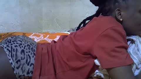 Snapshot of slim_girl3 chatting on 10-08-25, 07:00 slim_girl3 online show from 10-08-25, 07:00