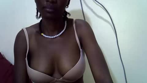 Snapshot of slim_kiteey chatting on 06-10-26, 10:19 slim_kiteey online show from 06-10-26, 10:19