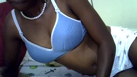Snapshot of slim_kiteey chatting on 06-15-26, 08:55 slim_kiteey online show from 06-15-26, 08:55