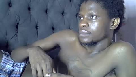 slim long01 online show from 10-20-25, 09:37