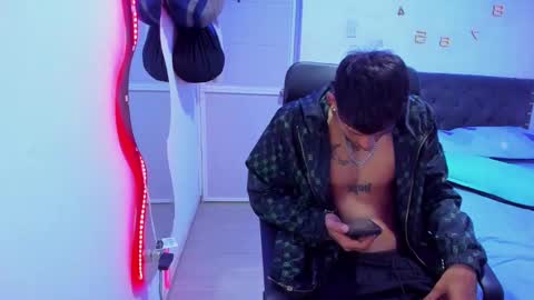 Snapshot of slim_master12 chatting on 01-22-25, 06:10 slim_master12 online show from 01-22-25, 06:10