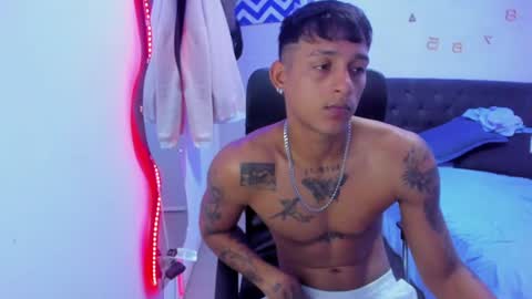 Snapshot of slim_master12 chatting on 01-31-25, 05:30 slim_master12 online show from 01-31-25, 05:30