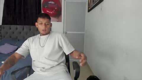 slim_master12 online show from 05-30-26, 11:46