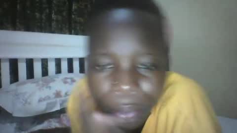 slim_petite_ebony online show from 12-22-24, 07:31