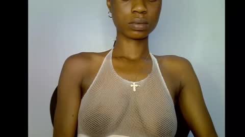 Snapshot of slim_petitqueen chatting on 01-05-26, 05:27 Alice online show from 01-05-26, 05:27