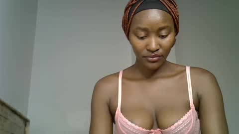 slim_queen254 online show from 07-17-26, 01:01