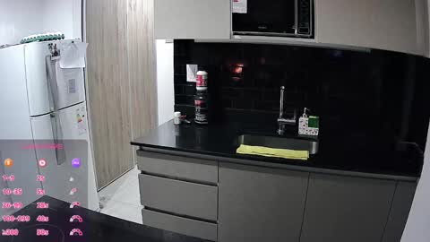 Ivi online show from 03-10-25, 02:28