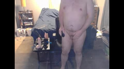 Snapshot of slimdizzy64 chatting on 04-02-26, 01:58 slave drew or slut online show from 04-02-26, 01:58