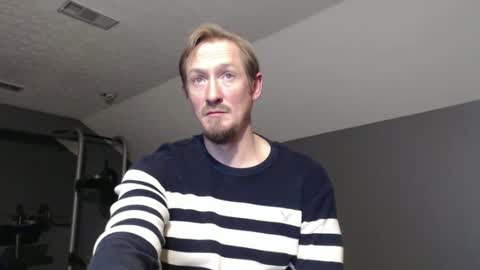 Snapshot of slimjp chatting on 12-25-24, 01:53 slimjp online show from 12-25-24, 01:53