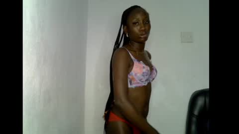 Snapshot of slimsin_1 chatting on 07-19-26, 04:00 Kim online show from 07-19-26, 04:00
