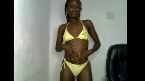 Snapshot of slimsin_1 chatting on 07-23-26, 08:07 Kim online show from 07-23-26, 08:07