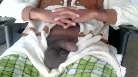 Snapshot of slipperyballs900 chatting on 02-03-26, 06:35 slipperyballs900 online show from 02-03-26, 06:35