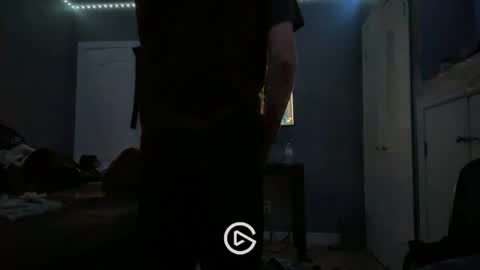 Snapshot of slips991 chatting on 11-16-25, 07:36 slips991 online show from 11-16-25, 07:36