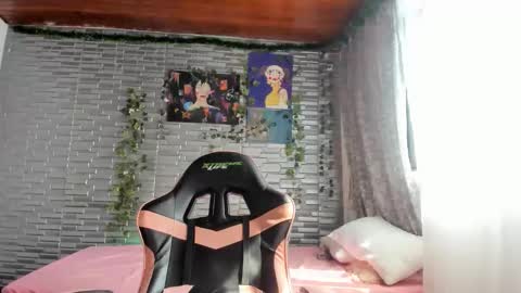 slone03 online show from 10-21-25, 07:03