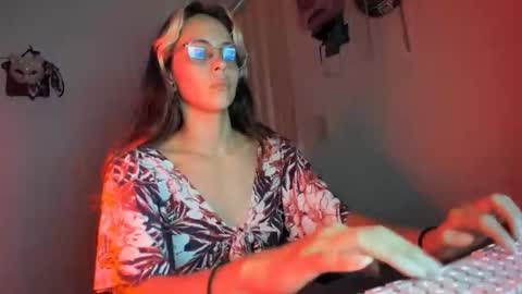 slone03 online show from 11-14-25, 01:15