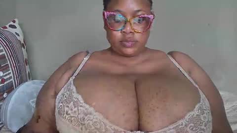 Snapshot of sloppybjqueenn chatting on 09-24-25, 07:33 sloppybjqueenn online show from 09-24-25, 07:33