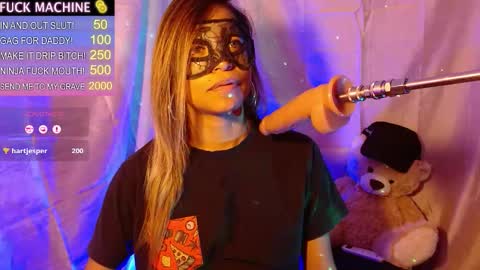 Snapshot of sloppylucy chatting on 09-16-25, 01:45 SloppyLucy online show from 09-16-25, 01:45