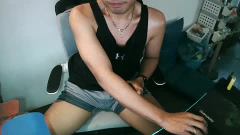 Snapshot of slothfully chatting on 01-12-25, 07:42 slothfully online show from 01-12-25, 07:42