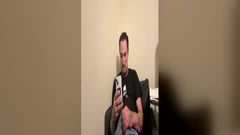 Snapshot of slotsnake chatting on 06-18-26, 03:18 Soulsnatcherz online show from 06-18-26, 03:18