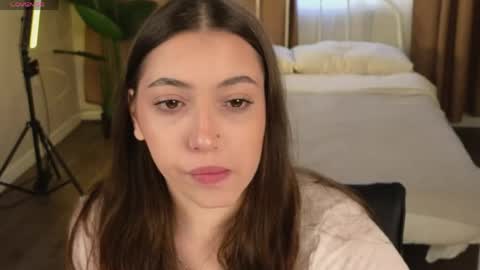 Emilia online show from 05-22-26, 12:22