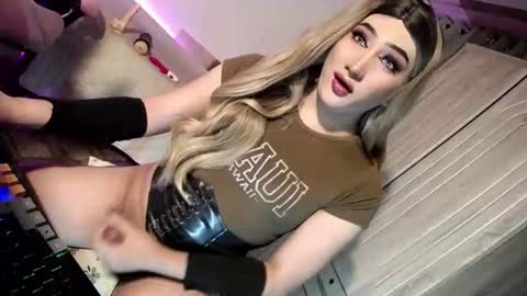 Nathalie online show from 07-13-26, 10:29