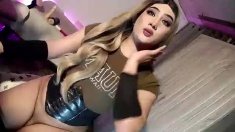 Nathalie online show from 07-17-26, 07:48