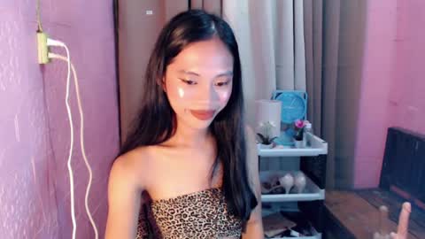 Snapshot of slut_kisses69 chatting on 07-28-26, 01:01 DONT FORGET TO FOLLOW AND THUMPS UP ME Im Jess online show from 07-28-26, 01:01
