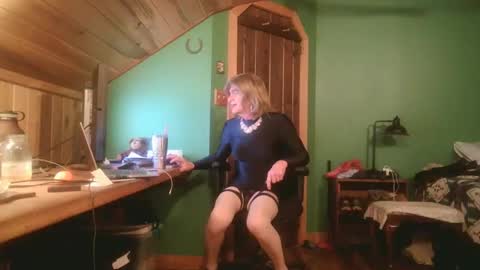 slutjennifertransxx online show from 09-20-25, 01:39