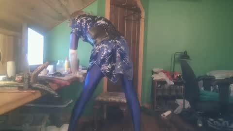 slutjennifertransxx online show from 10-09-25, 03:04