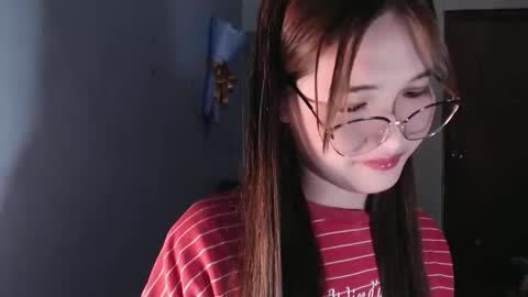 slutty_hannaxx online show from 05-11-26, 03:56
