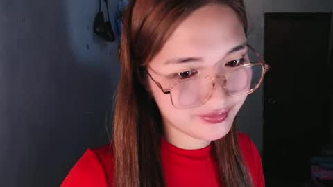 slutty_hannaxx online show from 06-12-26, 10:08