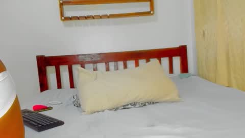 Sexyslutt online show from 09-11-25, 04:45