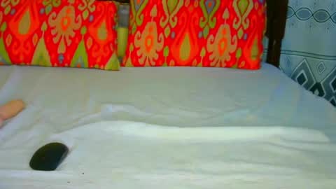 Snapshot of sluttysam_ chatting on 05-01-26, 11:26 Sexyslutt online show from 05-01-26, 11:26