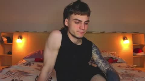 Snapshot of sly_gus chatting on 04-30-26, 03:07 Gus online show from 04-30-26, 03:07