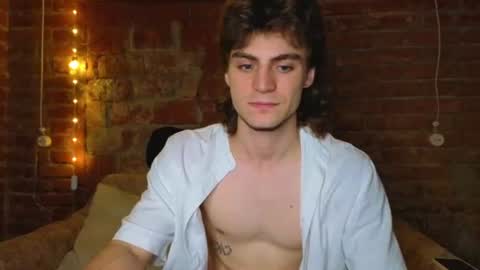Gus online show from 07-27-26, 04:14