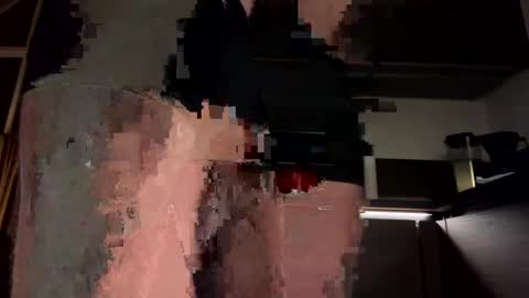 slyse69 online show from 01-01-25, 12:21