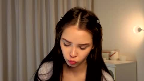 Lily online show from 11-23-25, 03:23