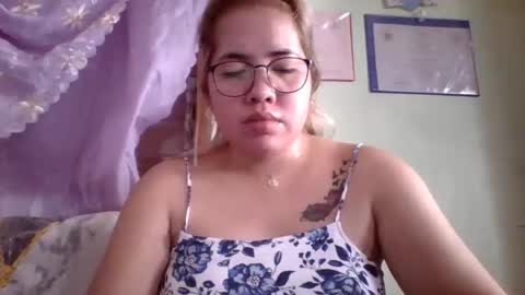 Lovewella online show from 09-16-25, 03:29