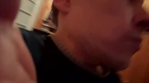 Snapshot of smalldream666 chatting on 10-04-25, 07:12 PIST PIST online show from 10-04-25, 07:12