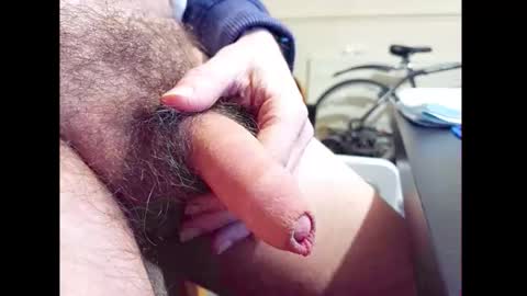 Small Hairy Uncut online show from 04-14-26, 02:23