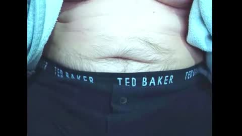 Snapshot of smallhairyuncut chatting on 06-11-26, 10:52 Small Hairy Uncut online show from 06-11-26, 10:52