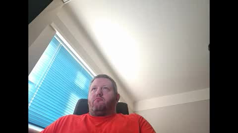 smallone19832 online show from 12-06-24, 09:43