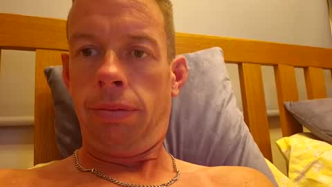 Snapshot of smallville456 chatting on 06-01-26, 10:11 smallville456 online show from 06-01-26, 10:11