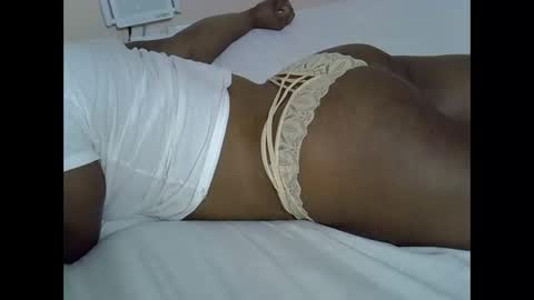 Snapshot of smart_lilly chatting on 05-02-26, 06:57 smart_lilly online show from 05-02-26, 06:57
