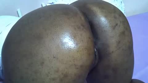 Snapshot of smart_lilly chatting on 06-05-26, 07:19 smart_lilly online show from 06-05-26, 07:19